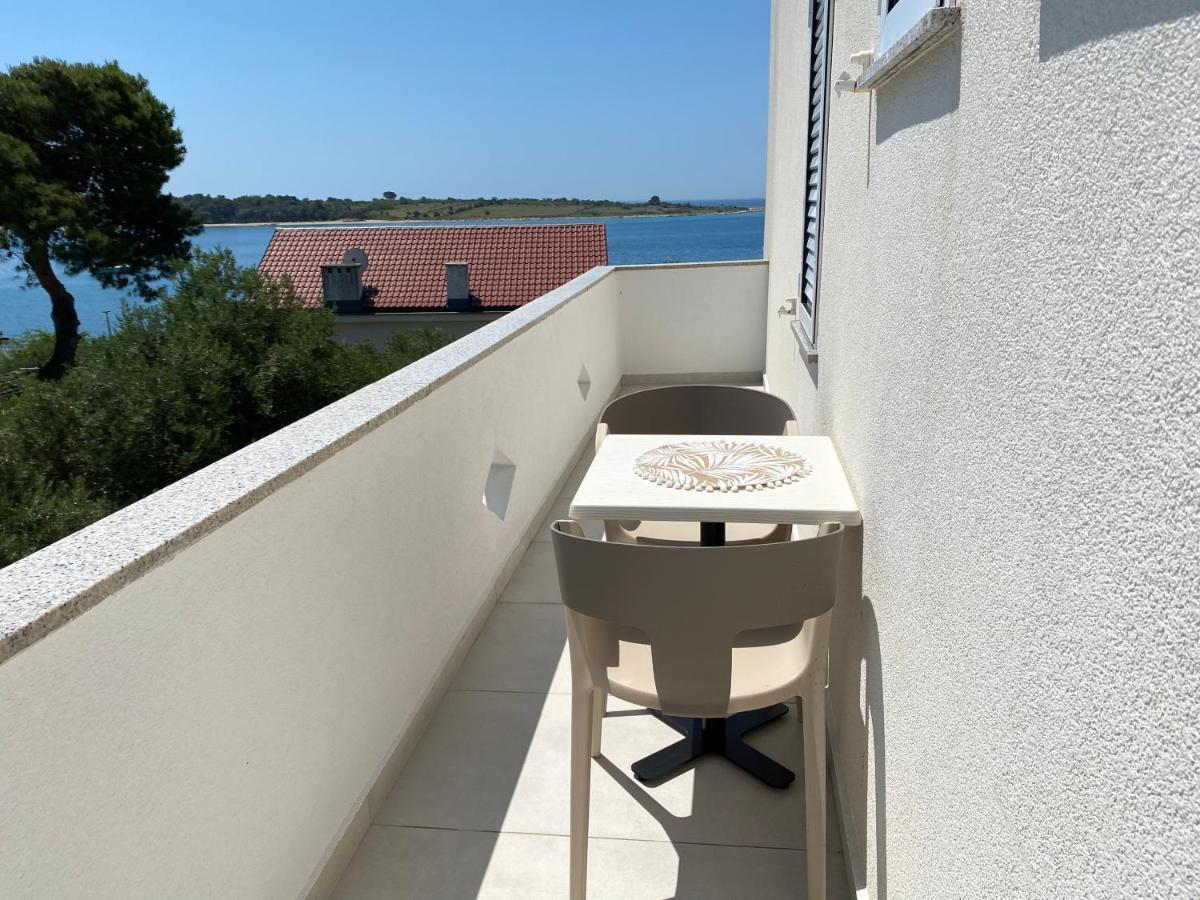 Ferienwohnung Emanuela 1 Novalja Exterior foto
